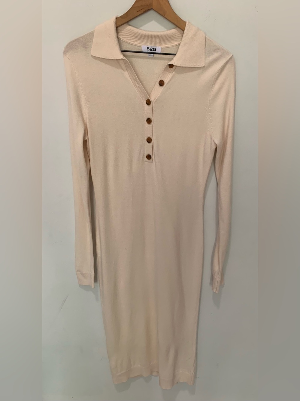 525 America Cream Button-Front Knit Top with Tortoise Buttons